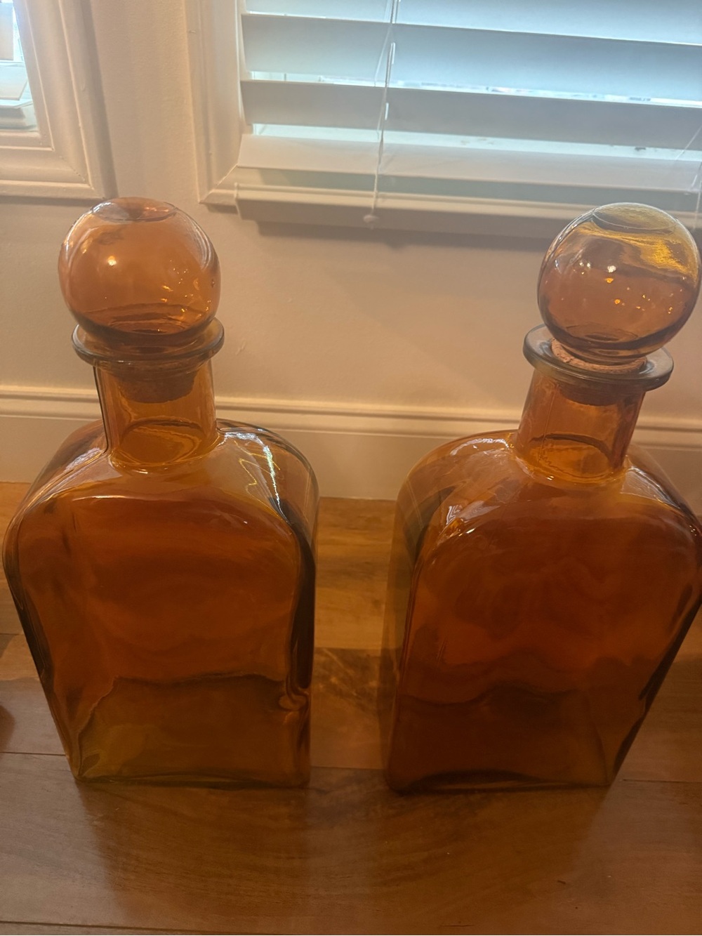 Amber Glass Decanter Bottle with Stopper - Set of 2